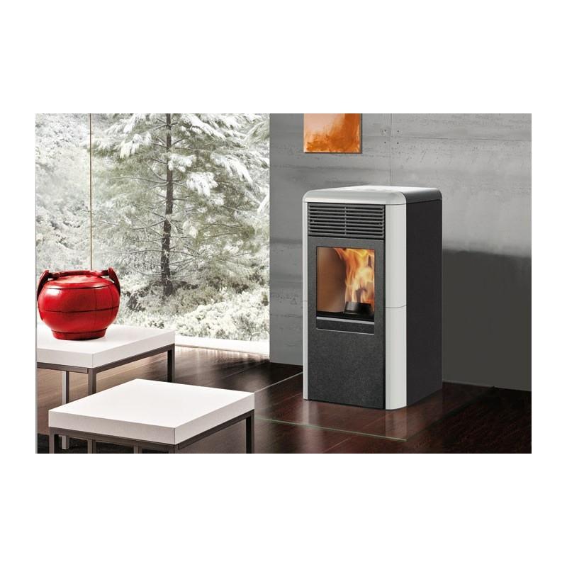 Hidroestufa EDILKAMIN modelo IDROPOINT 11.10 KW